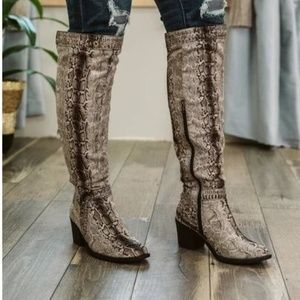 Corky's Knee High Ladder Boot, Black Snake Sz 7